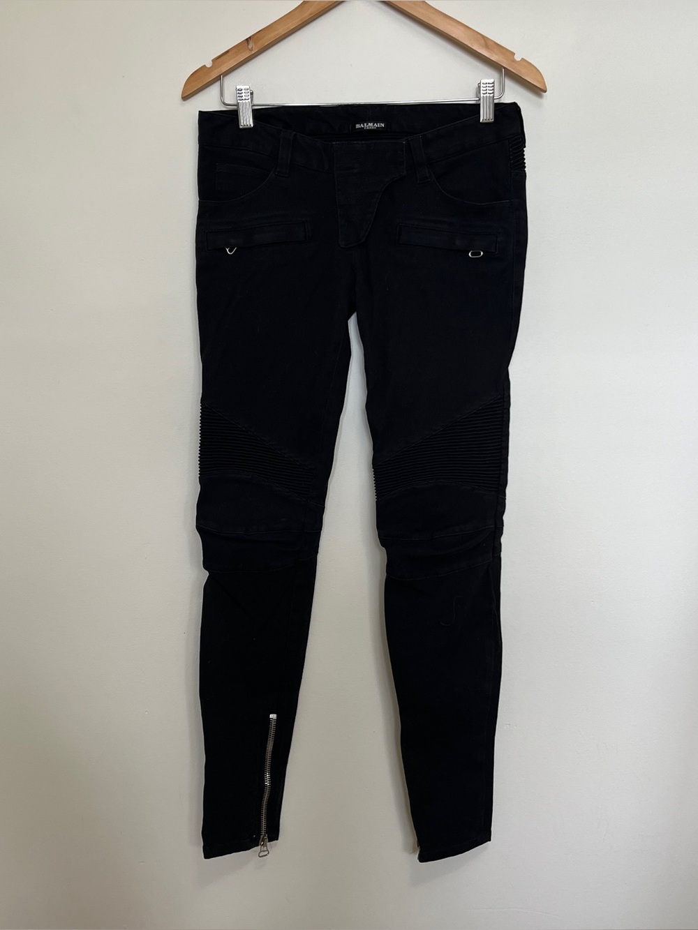 Balmain Paris Women’s Black Biker Jean Slim Fit Zipper Details Size 38